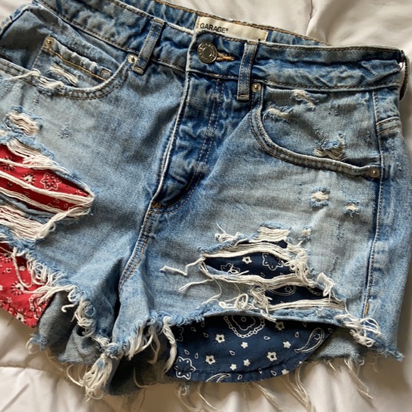 ‼️SOLD‼️ Garage Festival Shorts - Picture 4 of 6